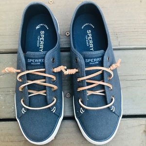 Women’s Sperry Top Sider Shoes Sz 8 worn twice